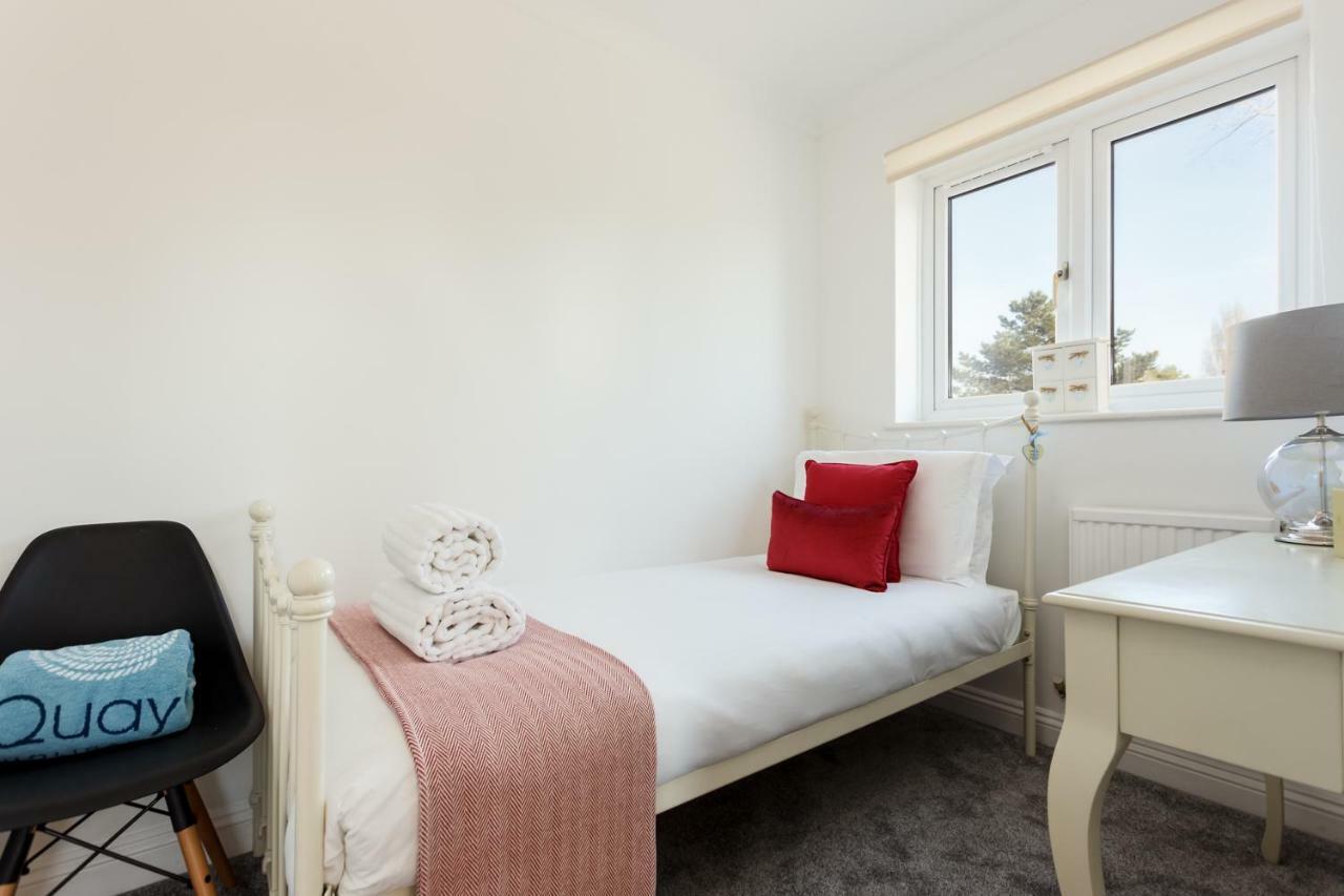 Fantasea Villa Poole Luaran gambar